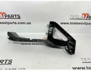 Крепление опора фары Tesla Model S Plaid, 1643511-00-B